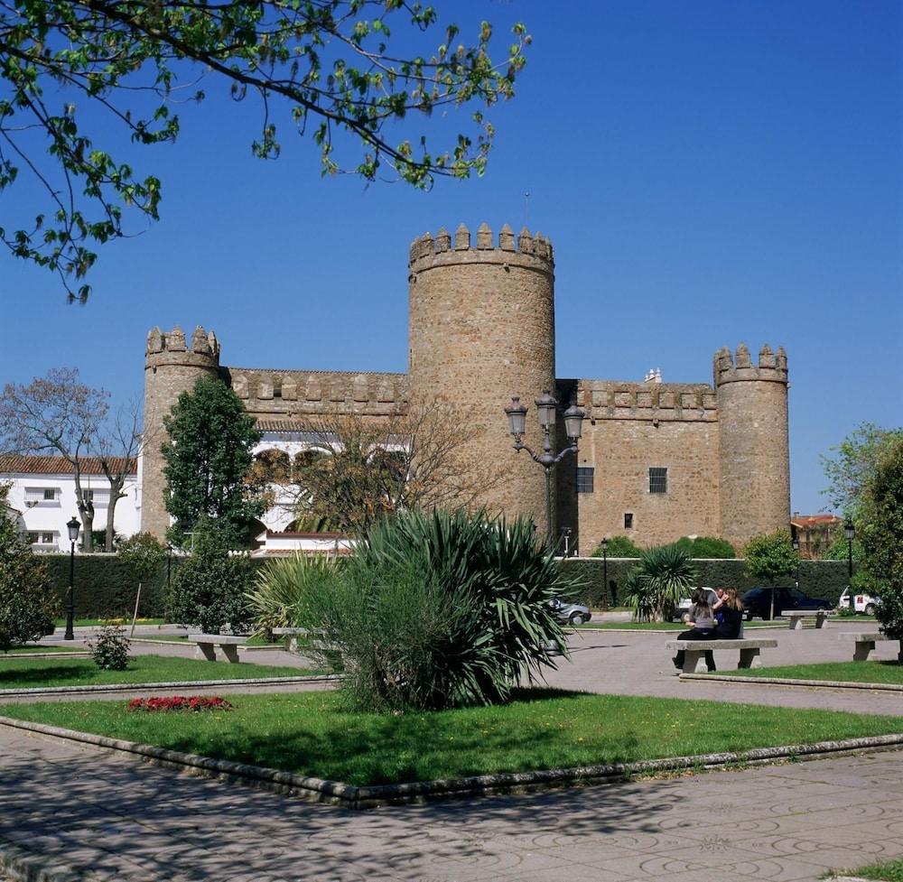 Parador De Zafra Exterior photo