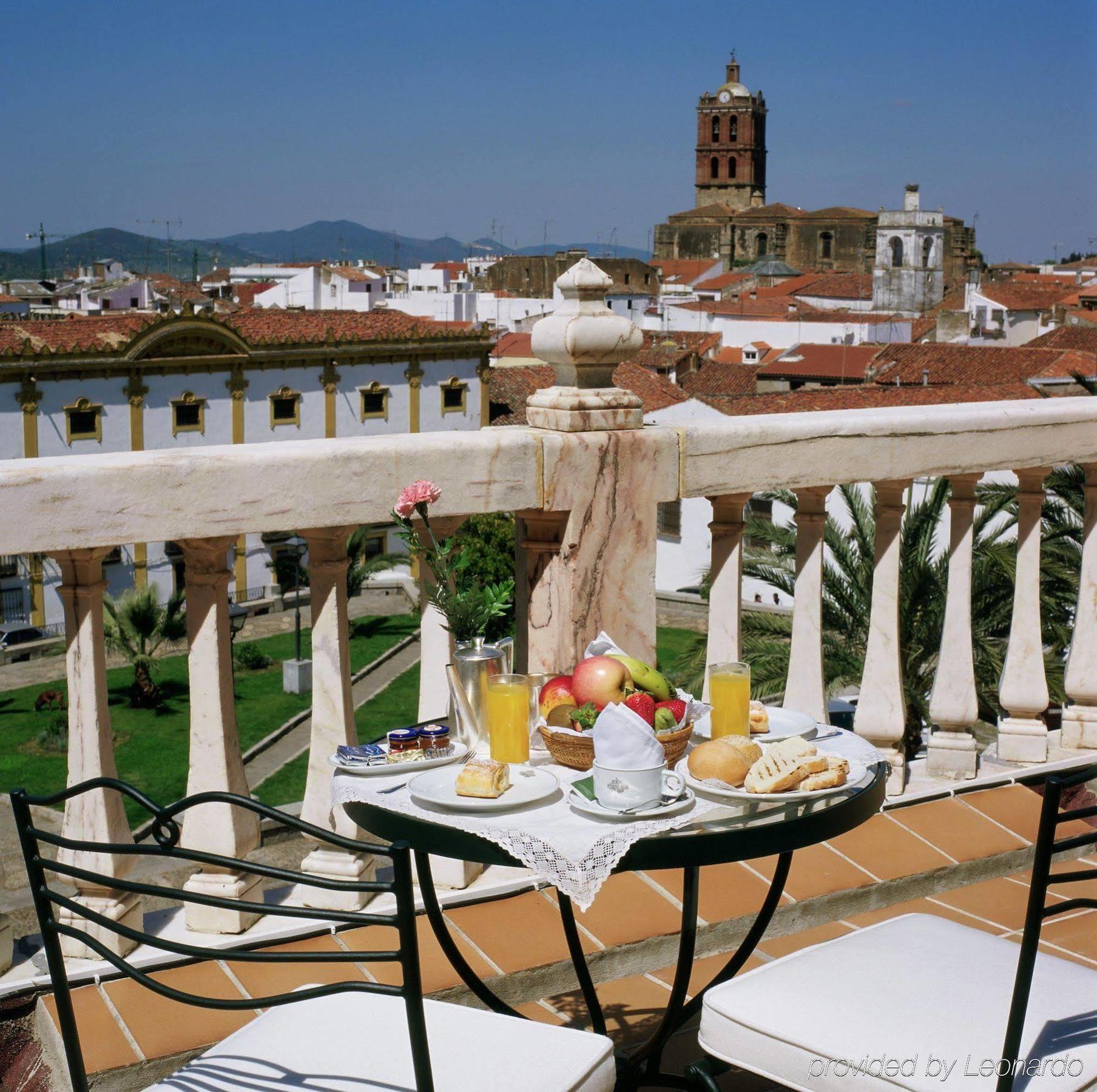 Parador De Zafra Exterior photo