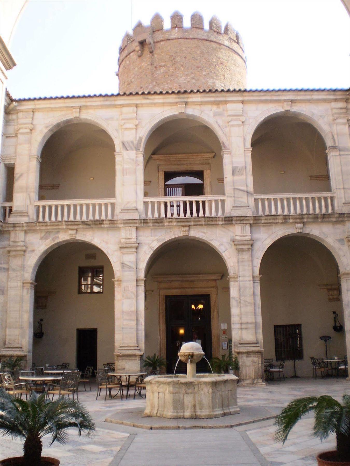 Parador De Zafra Exterior photo